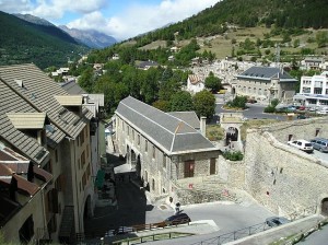 640px-Place_forte_Briancon_(FR-05100)